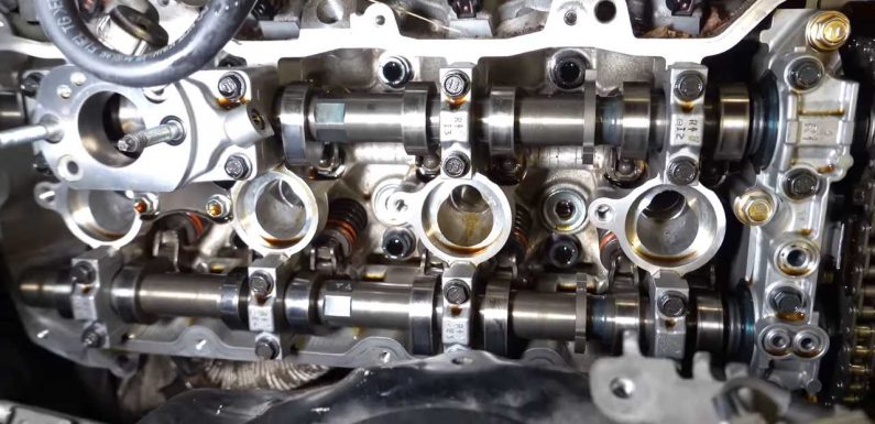 Како изгледа мотор на Lexus после 355.000 километри (видео)