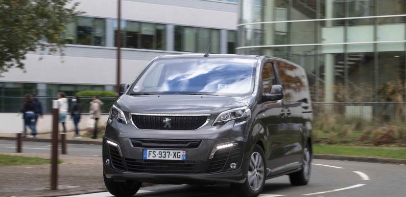 Peugeot не запира со наградите
