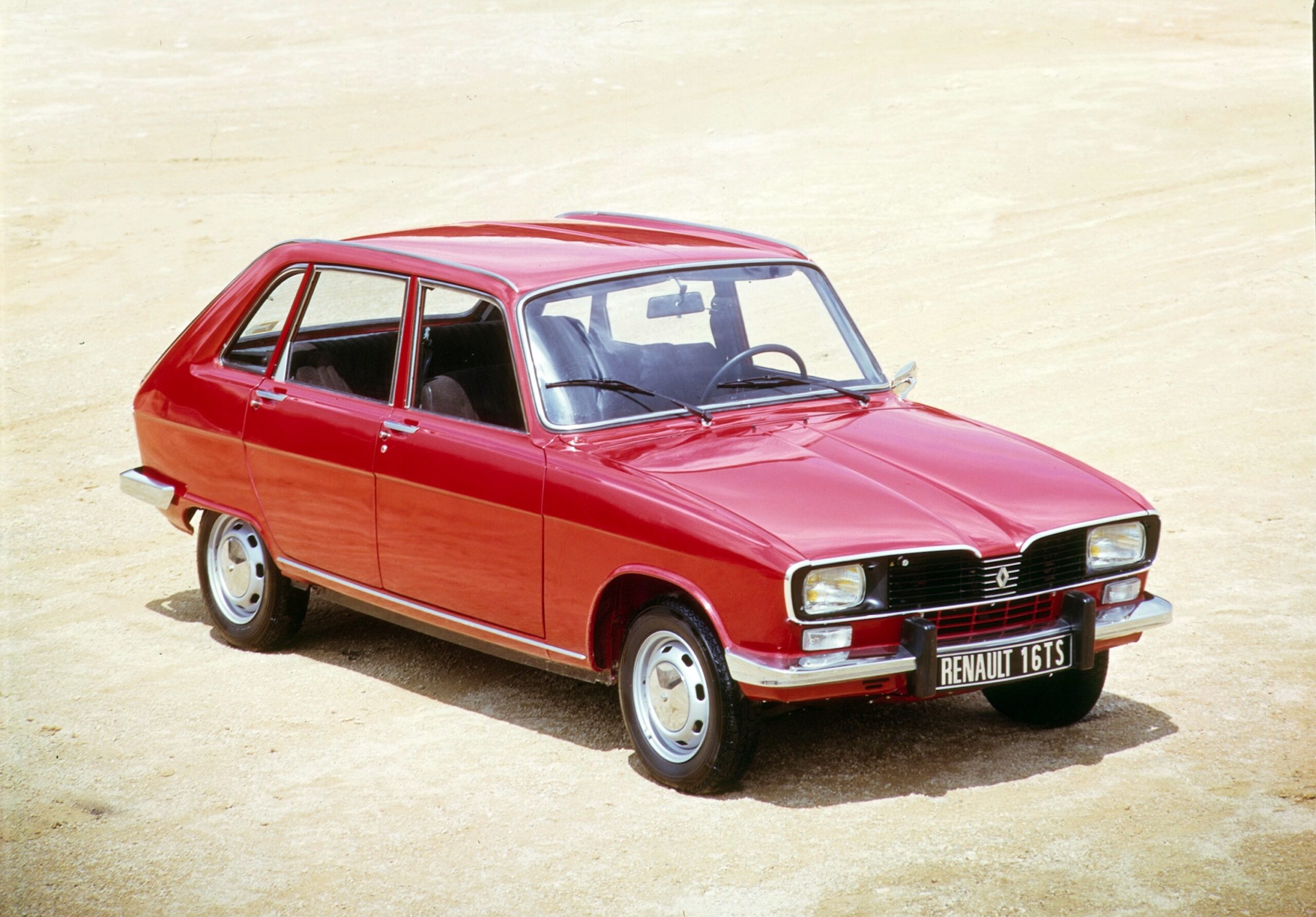 Renault 16 (1965-1980) – видео