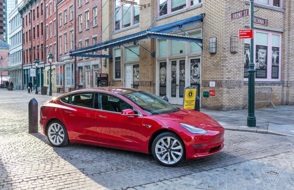 Tesla Model 3 најпродаван електричен автомобил во Европа