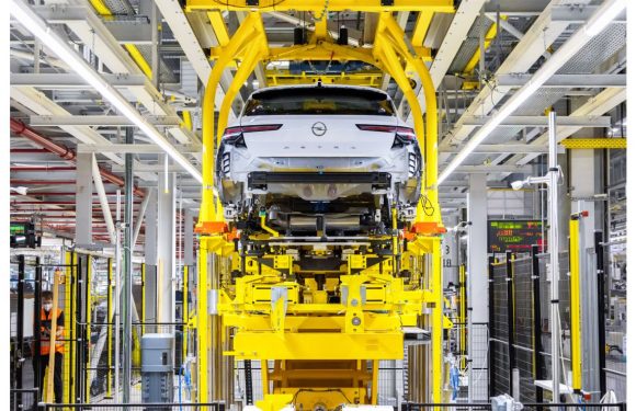 Стартуваше производството на Opel Astra (видео)
