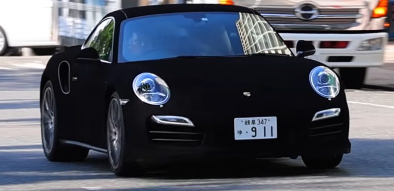 Најцрниот Porsche 911 во светот (видео)
