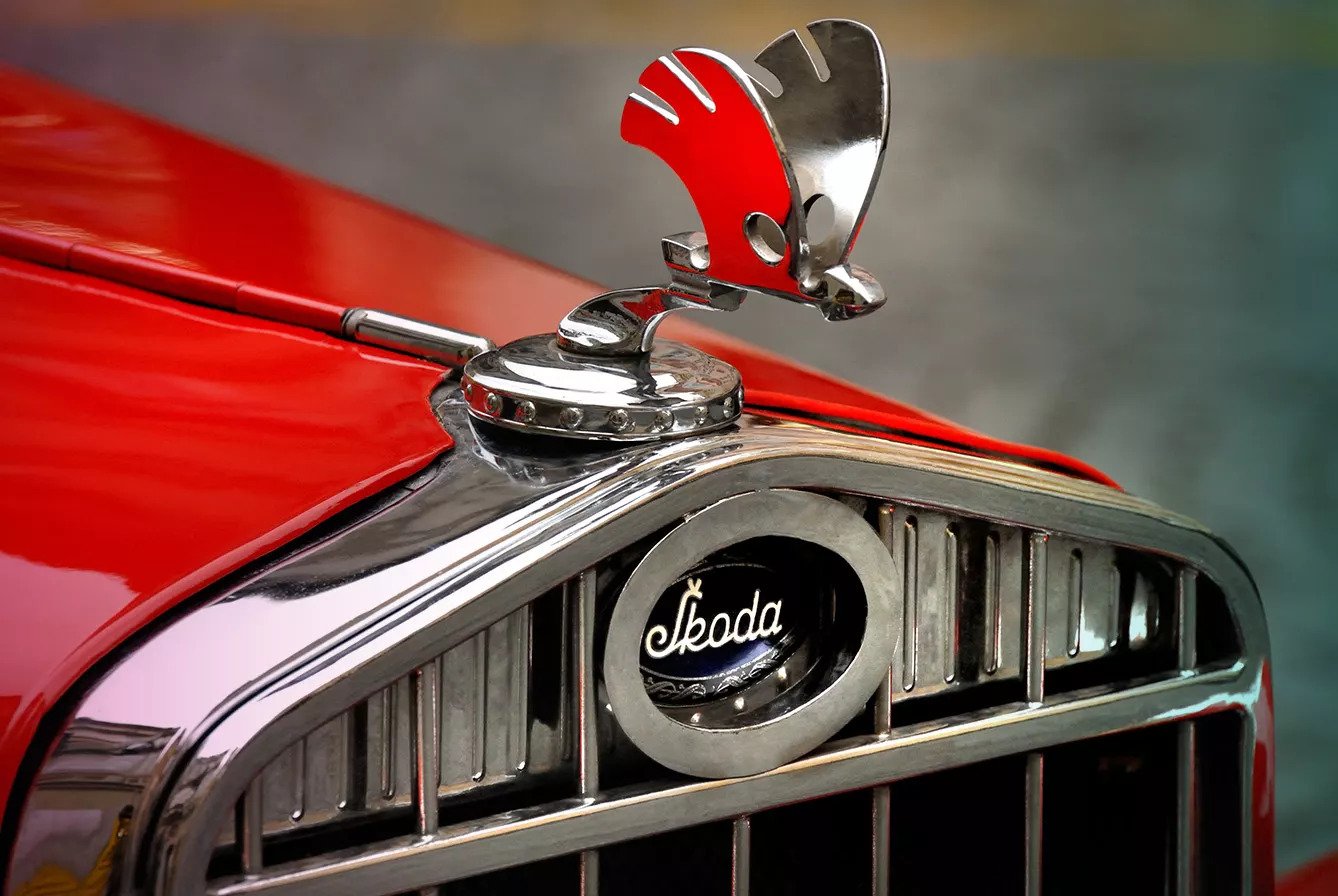 Што значи стрелестото лого на Škoda (видео)