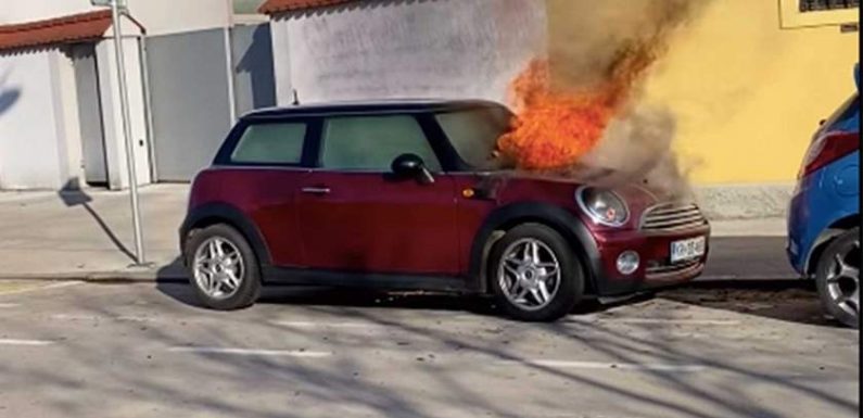 Автомобил се запали и тргна сам (видео)
